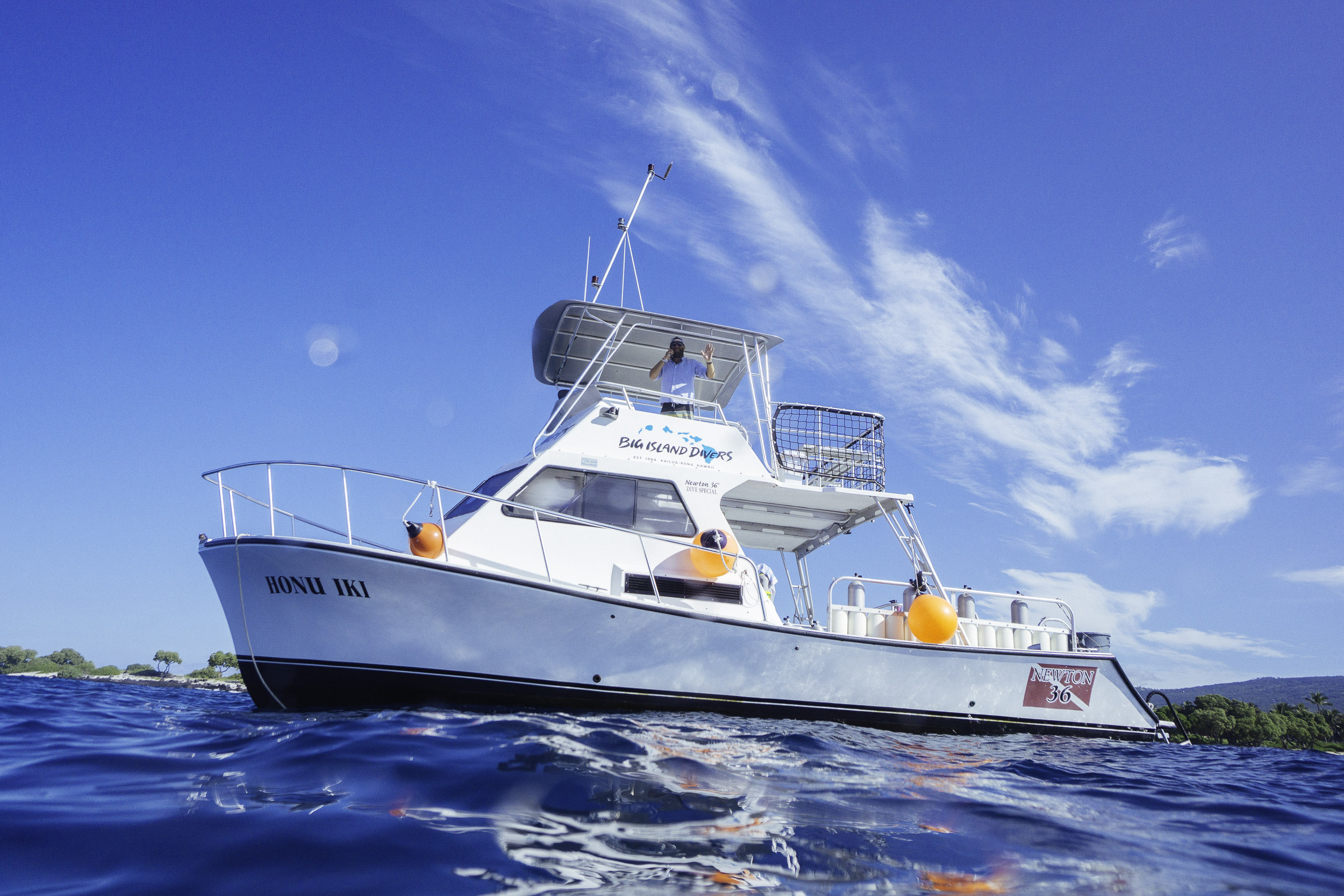 Custom SeaHawk 36ft Passenger Boat Charter in Kailua-Kona, Big Island of  Hawaii!